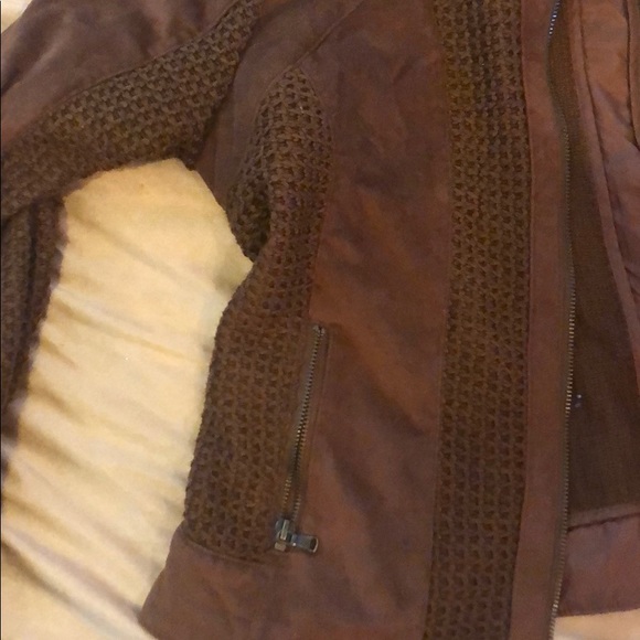 Brown faux suede jacket - Picture 4 of 9
